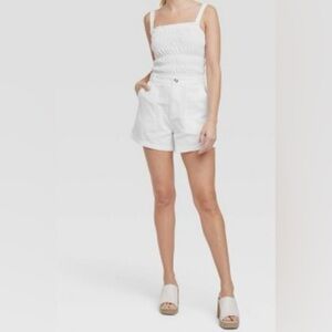 Univerasla Thread white shorts, size 12, CB85